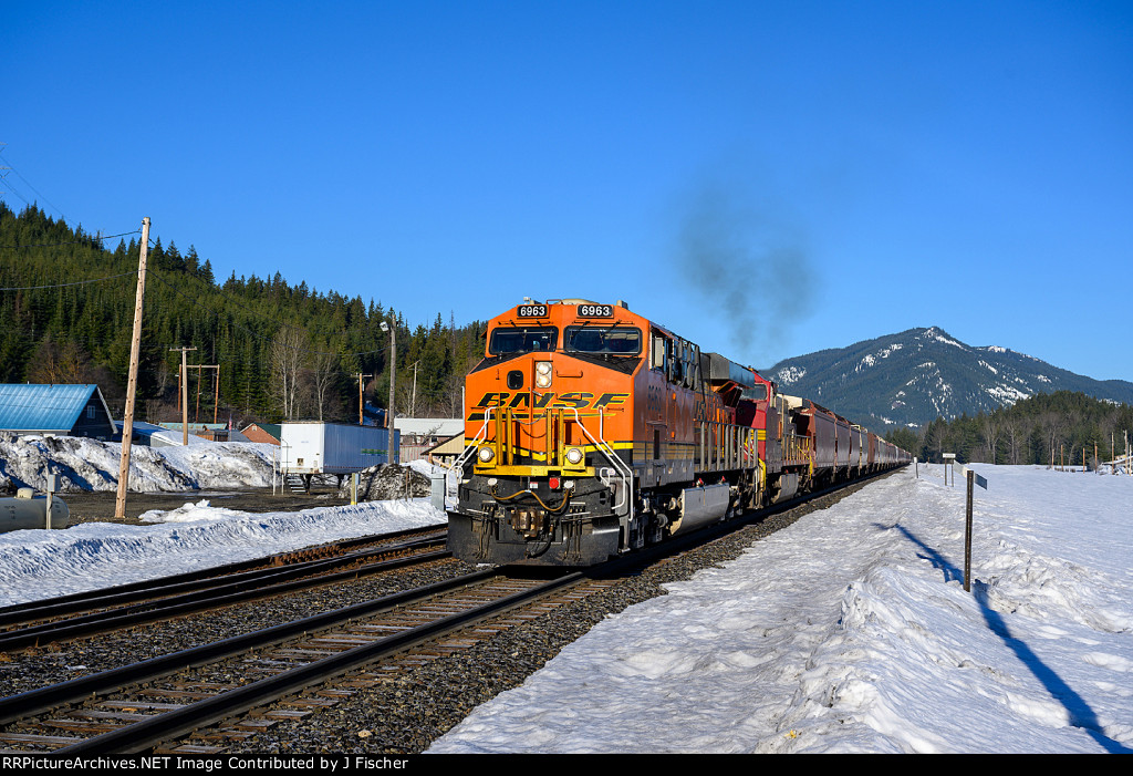 BNSF 6963